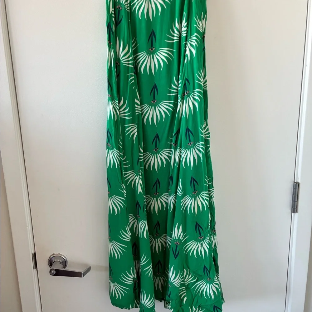 Lulu's Emerald Leaf Pattern Dress - Picture 3 of 6